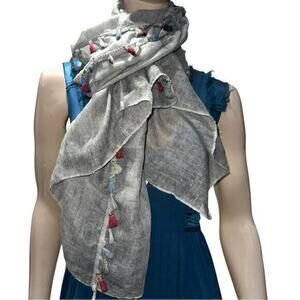 Lulla Collection by Bindya NWT Gray Viscose Tassel 28” x 36” Scarf Wrap